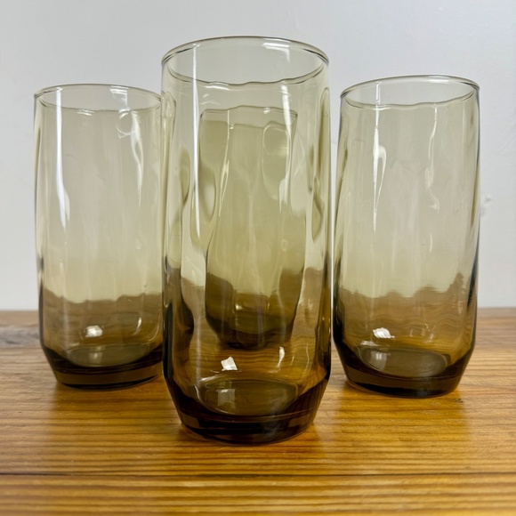 Vintage Libbey Smoked Glass Tumblers – Set of 4 | Mid-Century Modern Barware - Picture 11 of 15